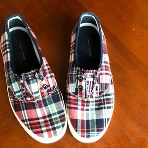 Tommy Hilfiger tennis shoes